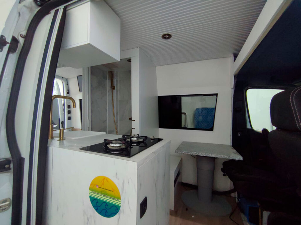 Mercedes Benz Sprinter